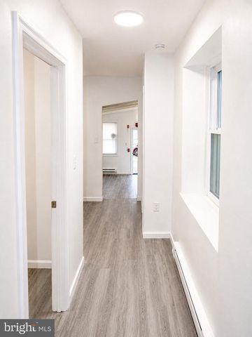 5018 W THOMPSON ST, Philadelphia, PA 19131