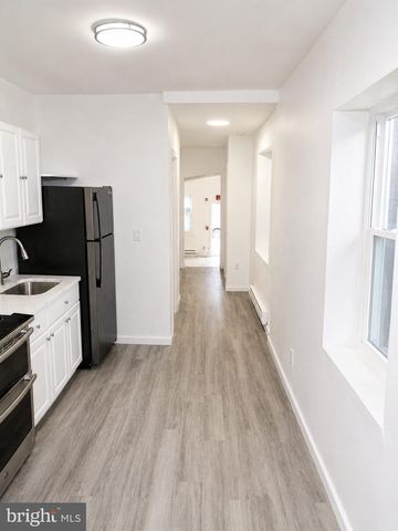 5018 W THOMPSON ST, Philadelphia, PA 19131