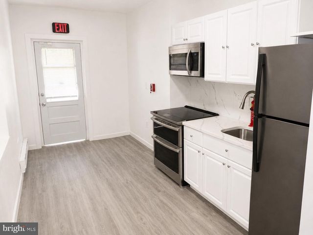 5018 W THOMPSON ST, Philadelphia, PA 19131