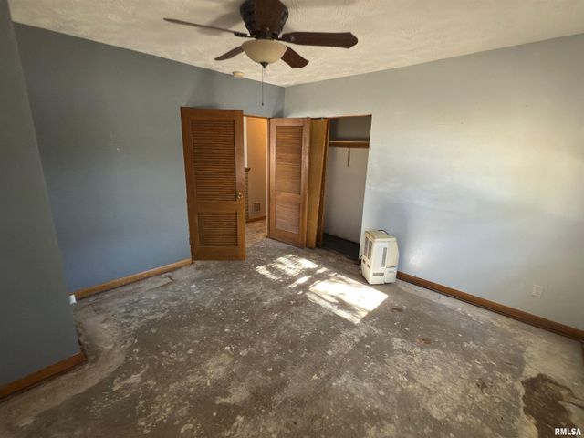 425 27TH Street, Bettendorf, IA 52722