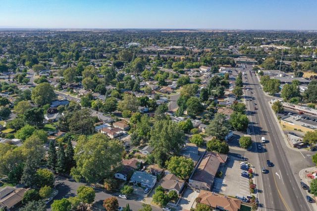 14 13th St, West Sacramento, CA 95691