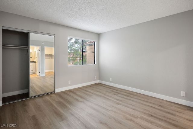 3151 Soaring Gulls Drive 2203, Las Vegas, NV 89128