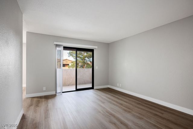 3151 Soaring Gulls Drive 2203, Las Vegas, NV 89128