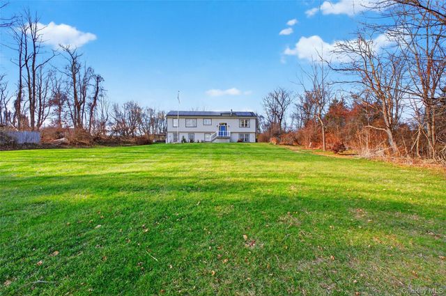 387 Cornwall Hill Road, Patterson, NY 12563