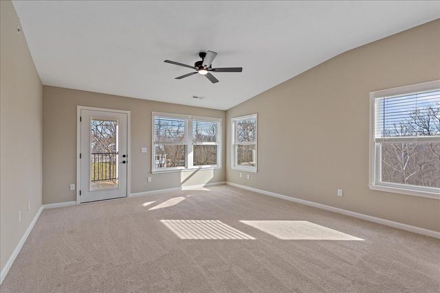 532 Foxhill Drive, 13-302, Crescent Springs, KY 41017