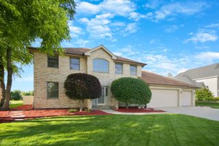 16015 Ridgewood Drive, Homer Glen, IL 60491