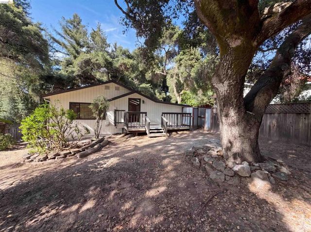 155 Estates Dr, Ben Lomond, CA 95005