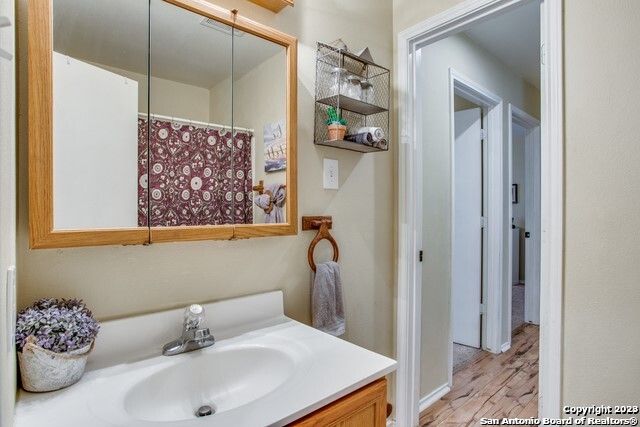 8719 SHAENWEST, San Antonio, TX 78254