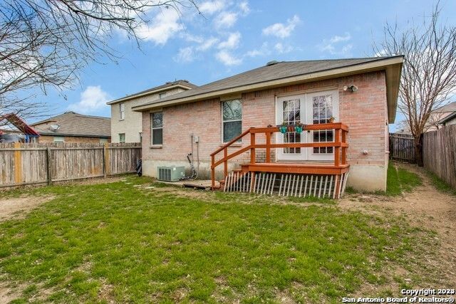 8719 SHAENWEST, San Antonio, TX 78254