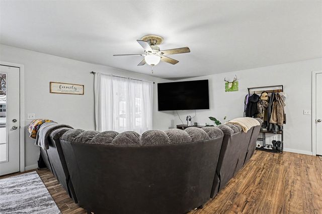 126 S Brooks Road, Muskegon, MI 49442