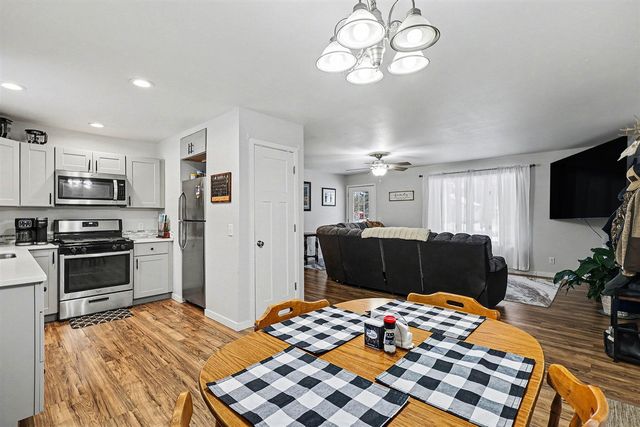 126 S Brooks Road, Muskegon, MI 49442