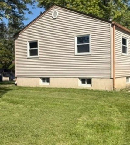 1945 Creek Road, Waukegan, IL 60087