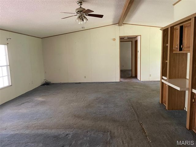 18000 Lattice Lane, St Robert, MO 65584