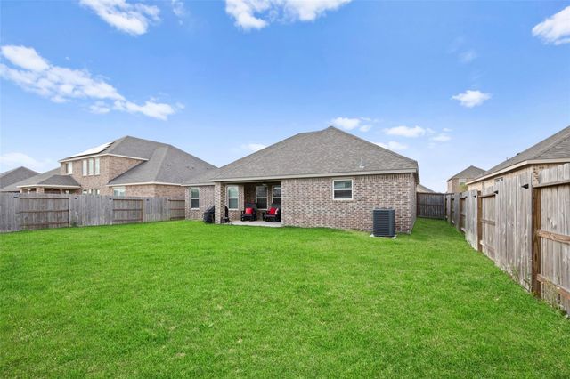 13717 Gaff Rig Drive, Texas City, TX 77510