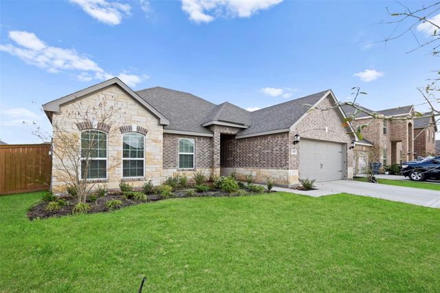 13717 Gaff Rig Drive, Texas City, TX 77510