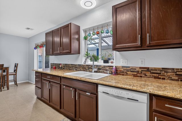 1055 SW Kokanee Lane, Grants Pass, OR 97527