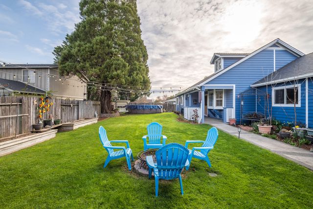 1055 SW Kokanee Lane, Grants Pass, OR 97527