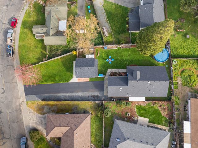 1055 SW Kokanee Lane, Grants Pass, OR 97527