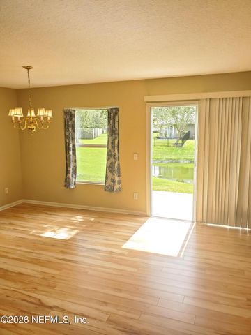 1625 VINELAND Circle B, Fleming Island, FL 32003