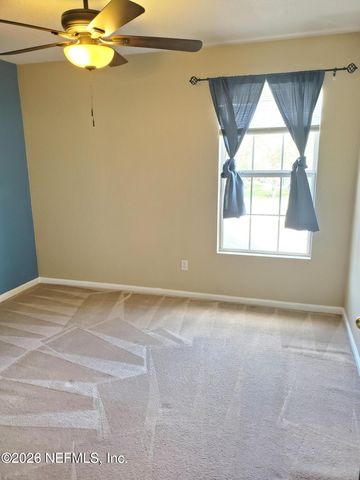 1625 VINELAND Circle B, Fleming Island, FL 32003