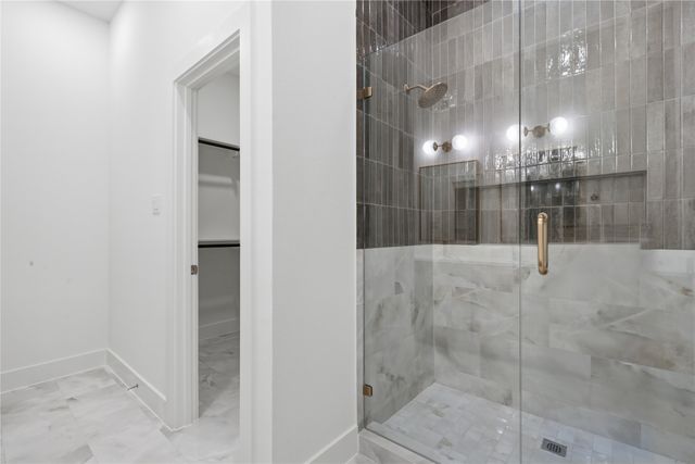 2622 Bainbridge Drive, Dallas, TX 75237