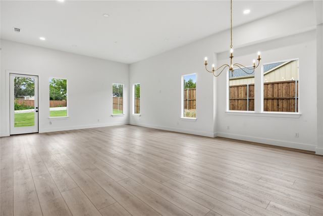 2622 Bainbridge Drive, Dallas, TX 75237