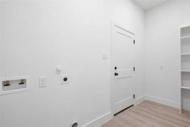 2622 Bainbridge Drive, Dallas, TX 75237
