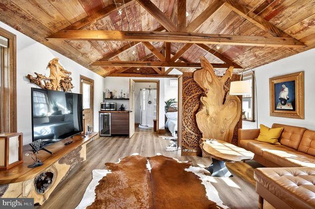 621 SUGARS BRIDGE RD, West Chester, PA 19380