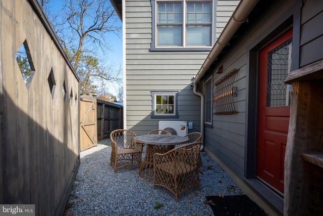 621 SUGARS BRIDGE RD, West Chester, PA 19380