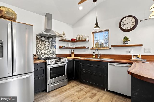 621 SUGARS BRIDGE RD, West Chester, PA 19380