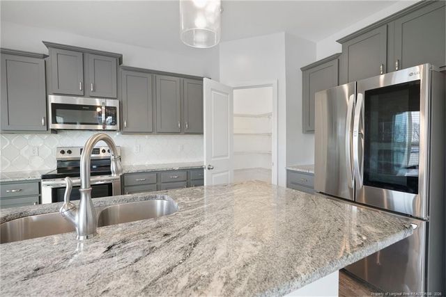 5150 JT Matthews Road, Godwin, NC 28344