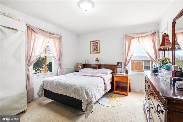 1105 EDMONSTON DR, Rockville, MD 20851