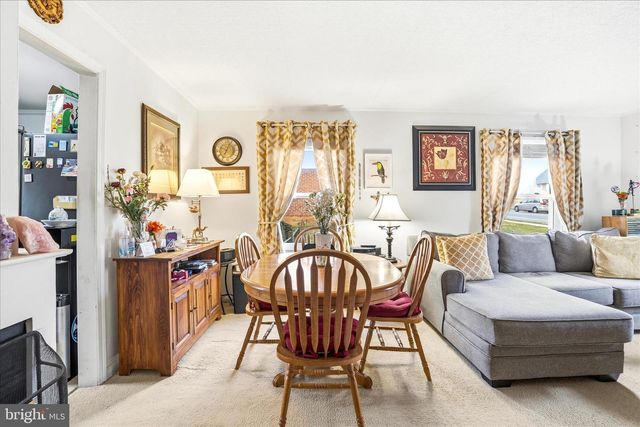 1105 EDMONSTON DR, Rockville, MD 20851