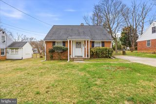 1105 EDMONSTON DR, Rockville, MD 20851