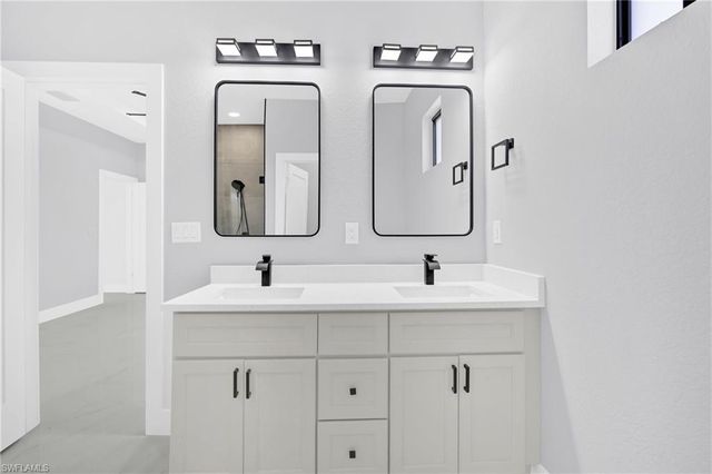 517 Johns AVE, Lehigh Acres, FL 33972