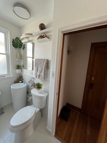 5133 W Wrightwood Avenue 2, Chicago, IL 60639