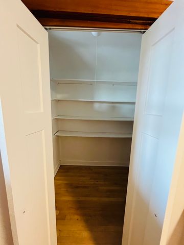 5133 W Wrightwood Avenue 2, Chicago, IL 60639