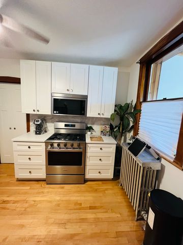 5133 W Wrightwood Avenue 2, Chicago, IL 60639