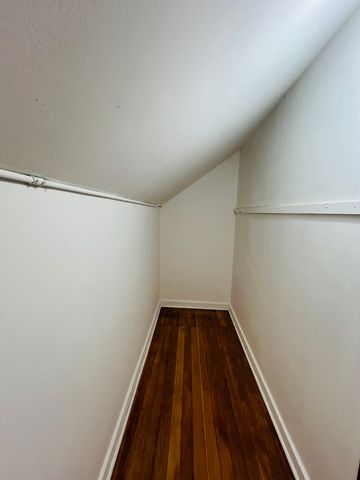 5133 W Wrightwood Avenue 2, Chicago, IL 60639