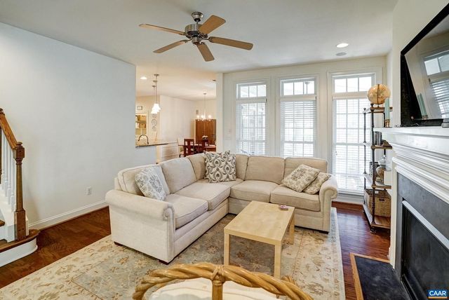 5622 UPLAND DR, Crozet, VA 22932