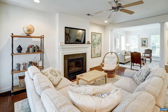 5622 UPLAND DR, Crozet, VA 22932