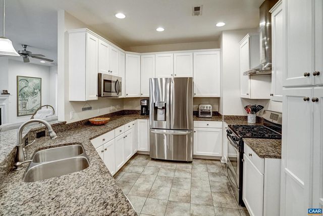 5622 UPLAND DR, Crozet, VA 22932