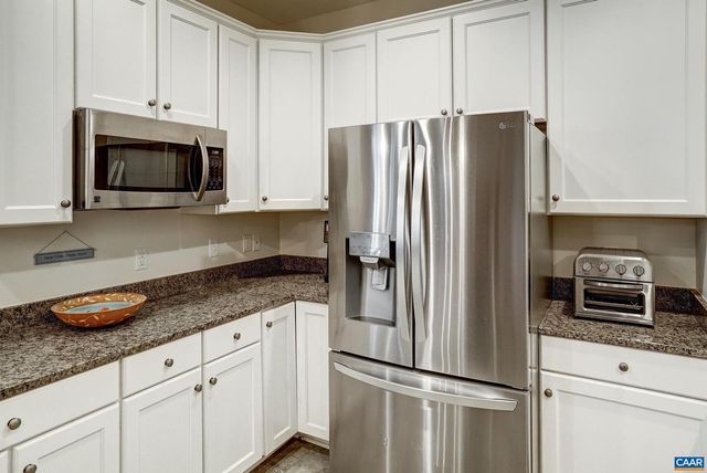 5622 UPLAND DR, Crozet, VA 22932