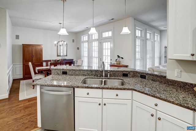 5622 UPLAND DR, Crozet, VA 22932
