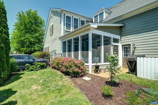5622 UPLAND DR, Crozet, VA 22932