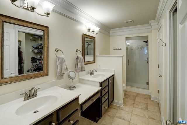 5622 UPLAND DR, Crozet, VA 22932