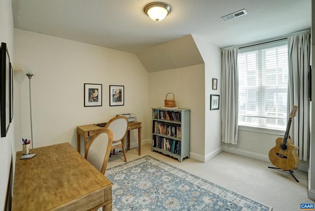 5622 UPLAND DR, Crozet, VA 22932