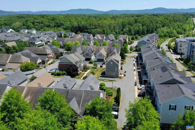 5622 UPLAND DR, Crozet, VA 22932