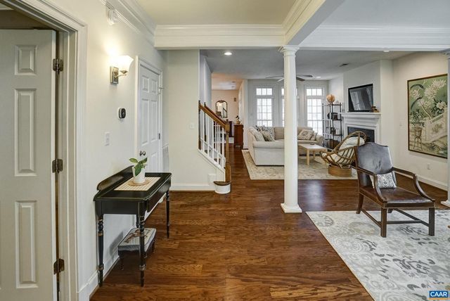5622 UPLAND DR, Crozet, VA 22932