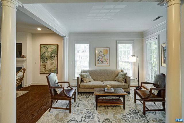 5622 UPLAND DR, Crozet, VA 22932